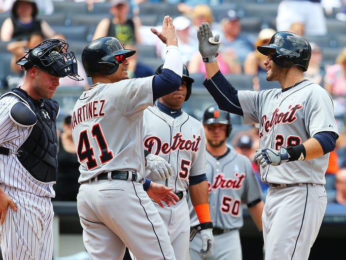 Tigers fire back at Yankees with 12-4 blowout 635705036209768115-GTY-478014650