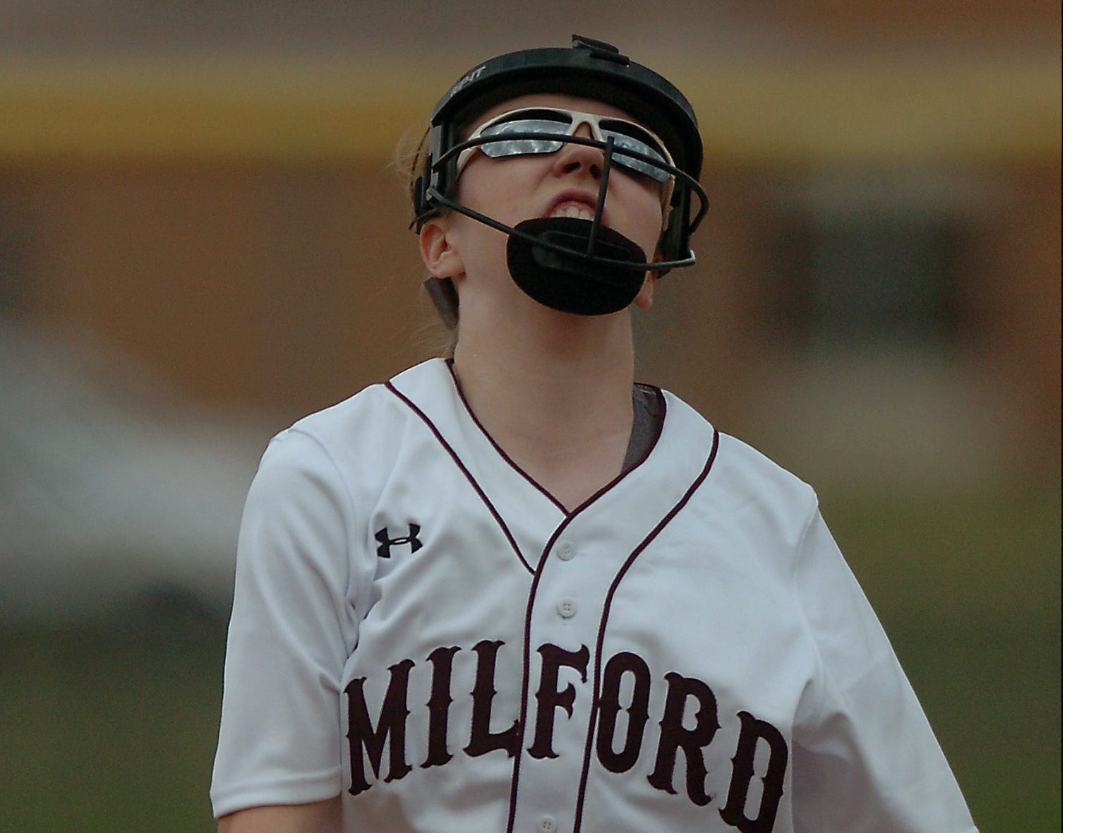 Milford’s Jessica Niemiec pitches against Walled Lake Western.