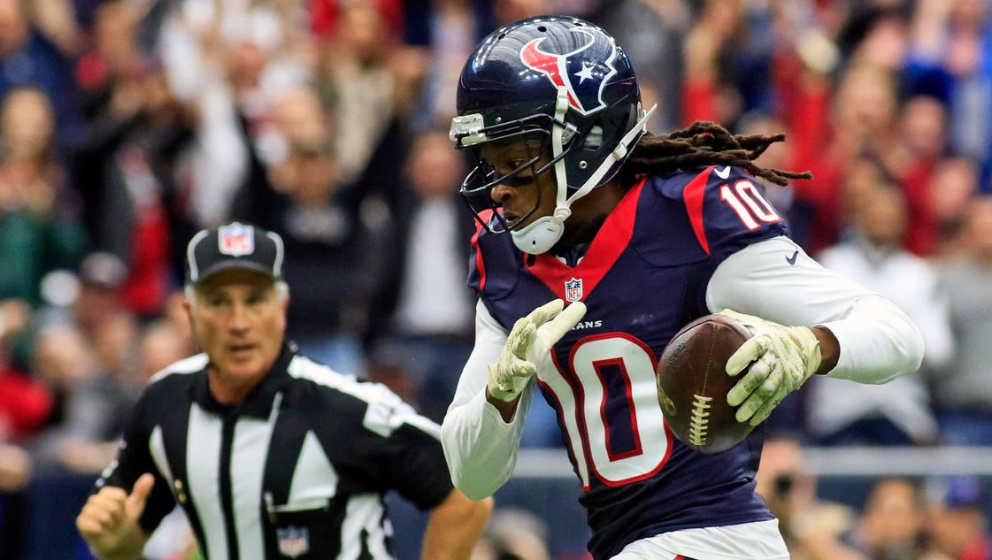 Texans WR DeAndre Hopkins ends holdout after one day