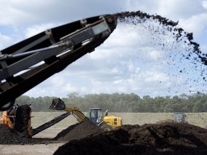 Compost USA of Sumter County mixes biosolids, horse