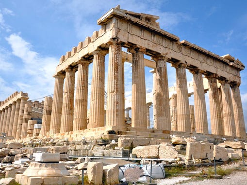 Παρά οικονομικά προβλήματα στην Ελλάδα, το μεγαλείο της