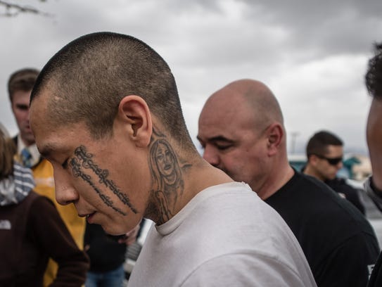 2 Women Charged With Aiding Escaped New Mexico Convicts