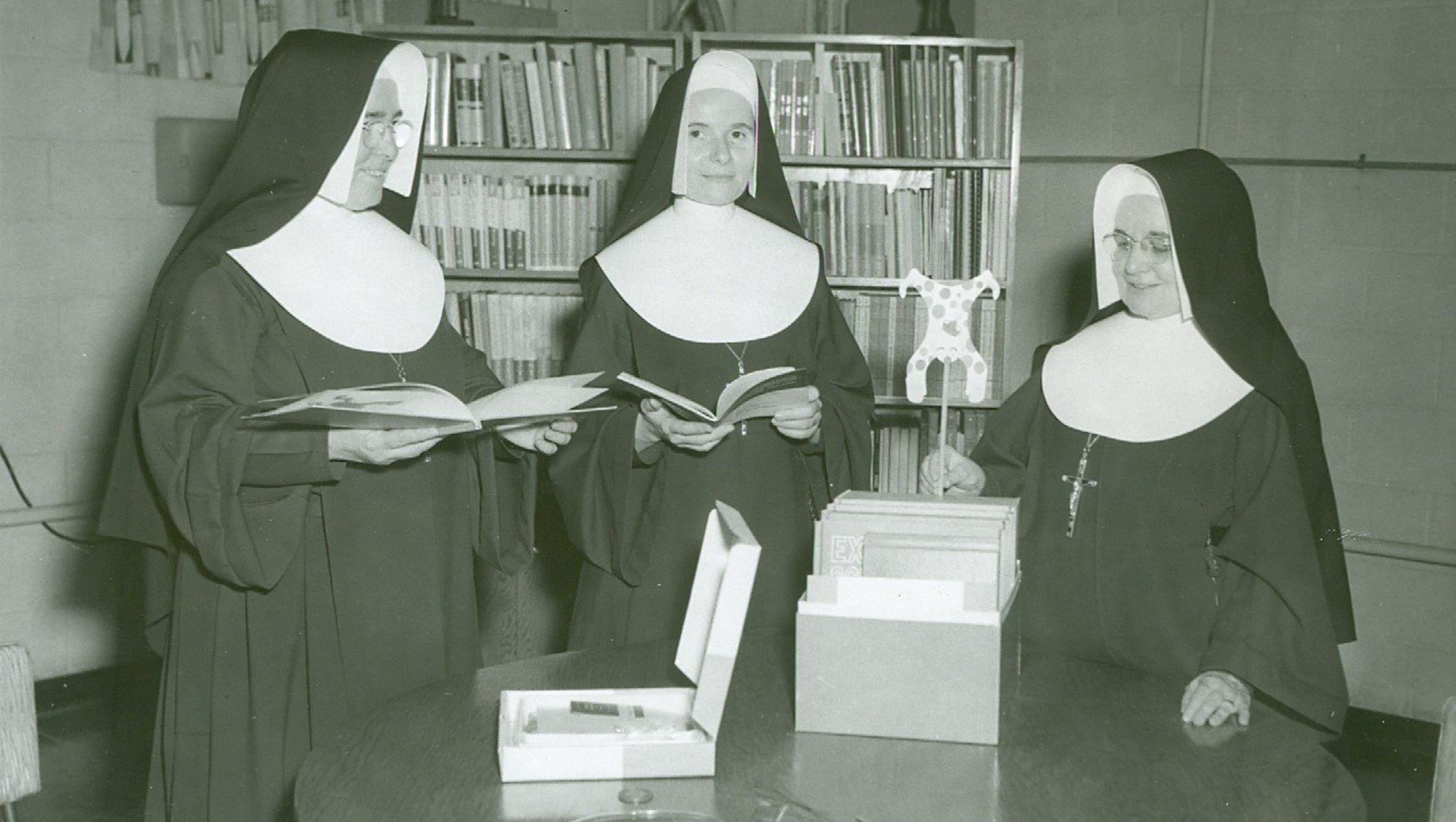 Nuns Seek Alums Of Detroit s Remaining Four Catholic Grade Schools nuns-seek-alums-of-detroit-s-remaining-four-catholic-grade-schools
