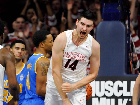 635601591605920798-USP-NCAA-BASKETBALL-UCLA-AT-ARIZONA-71023058.JPG