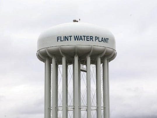 635895943064268577-Flint-water-tower.jpg