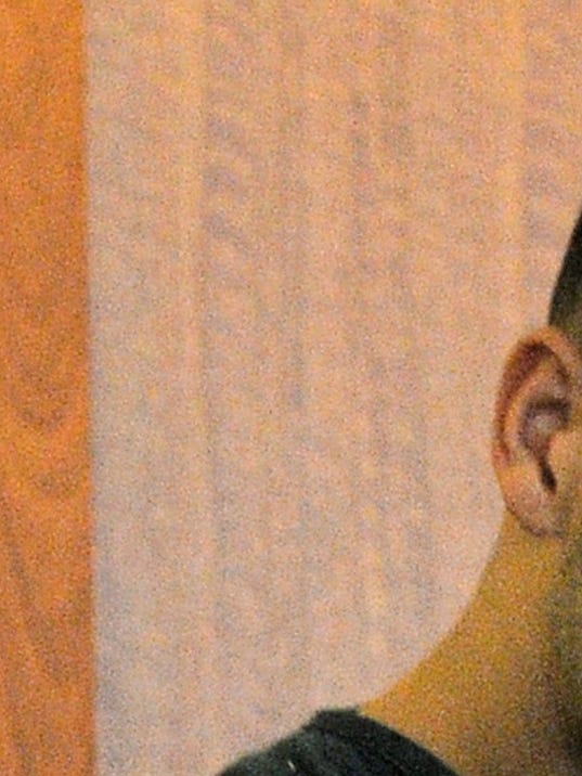 Documents: Associate was told Aaron Hernandez was the shooter