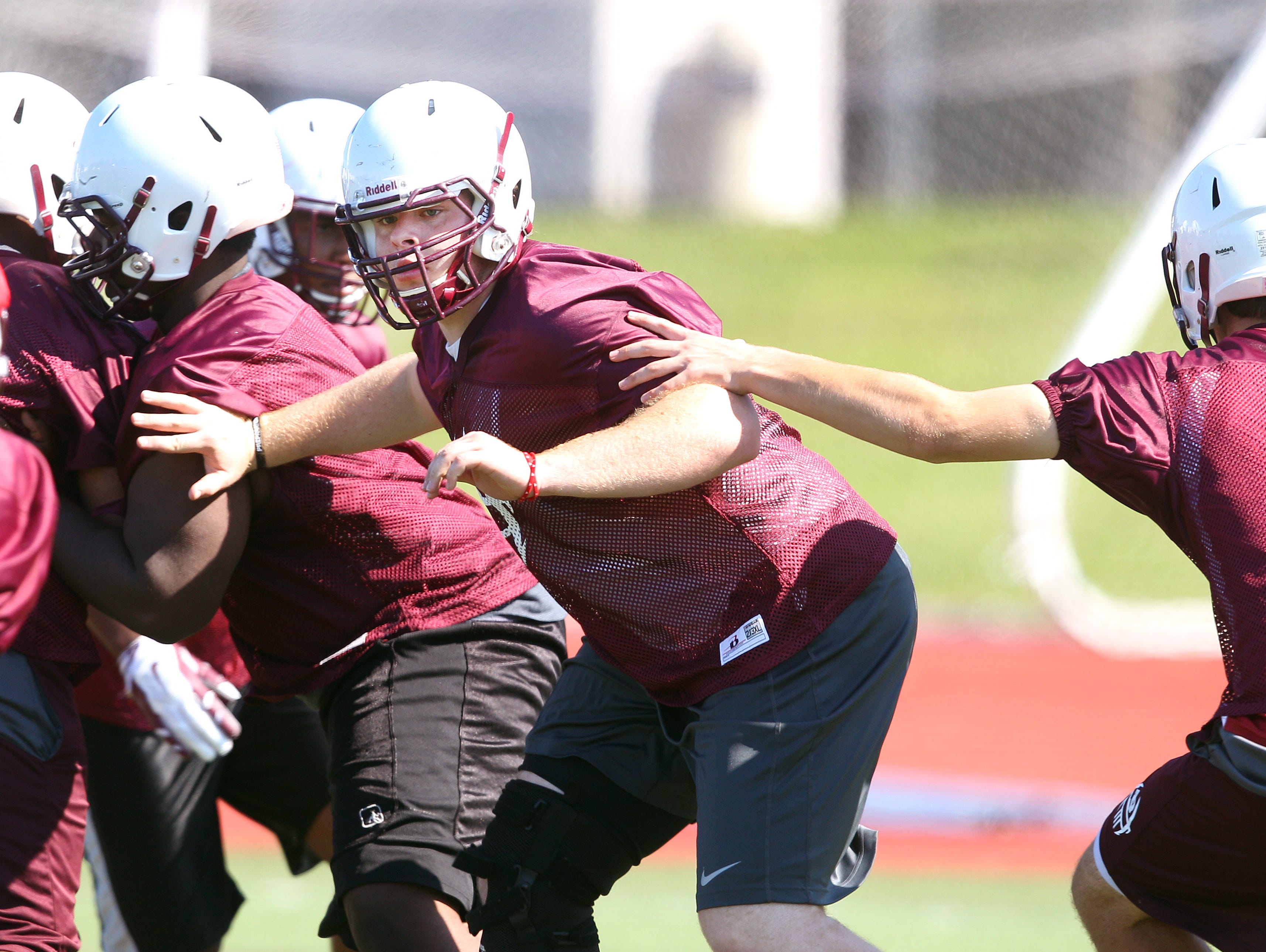 Offensive lineman Nick Velte - Class of 2015