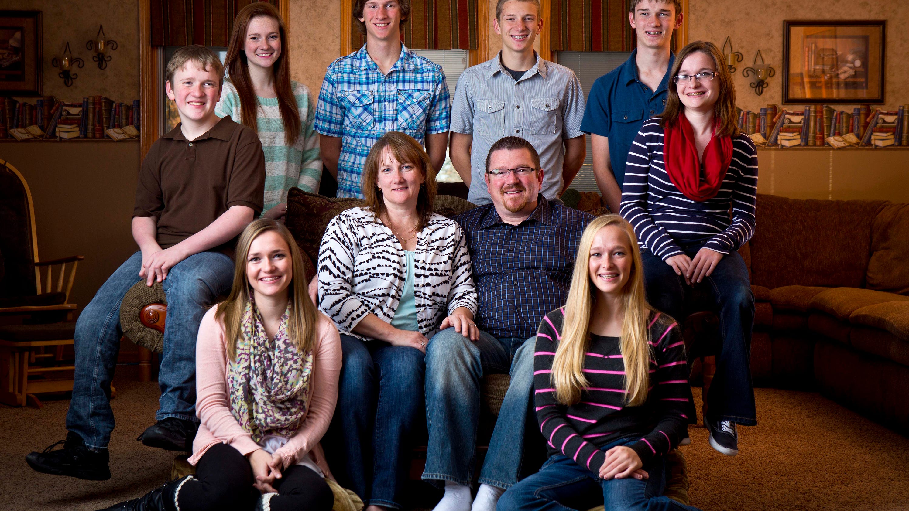 Community Rallies Around Mccausland Septuplets After Mother'S Death - gg5lgpc