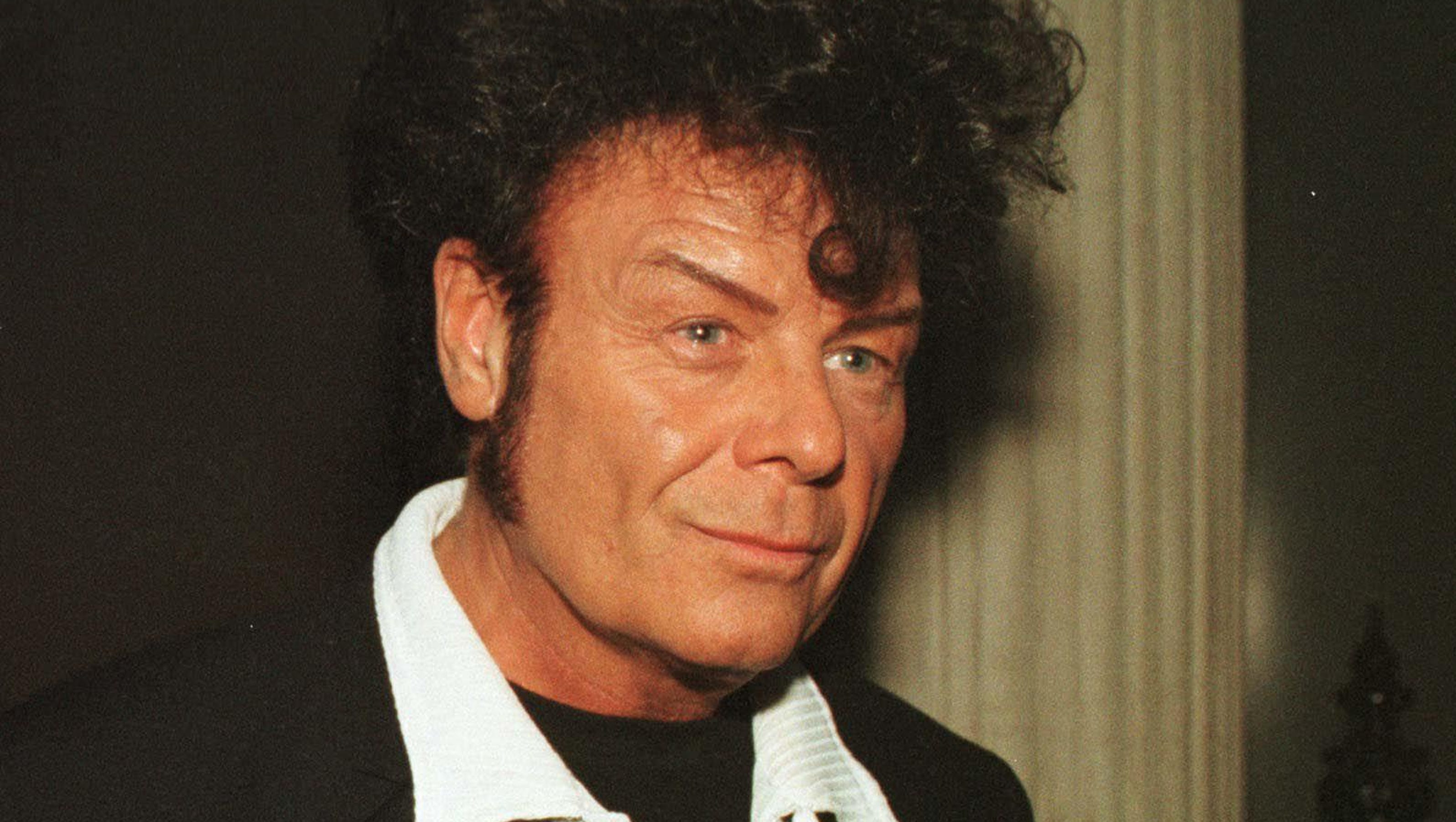 Singer Gary Glitter convicted of sex crimes