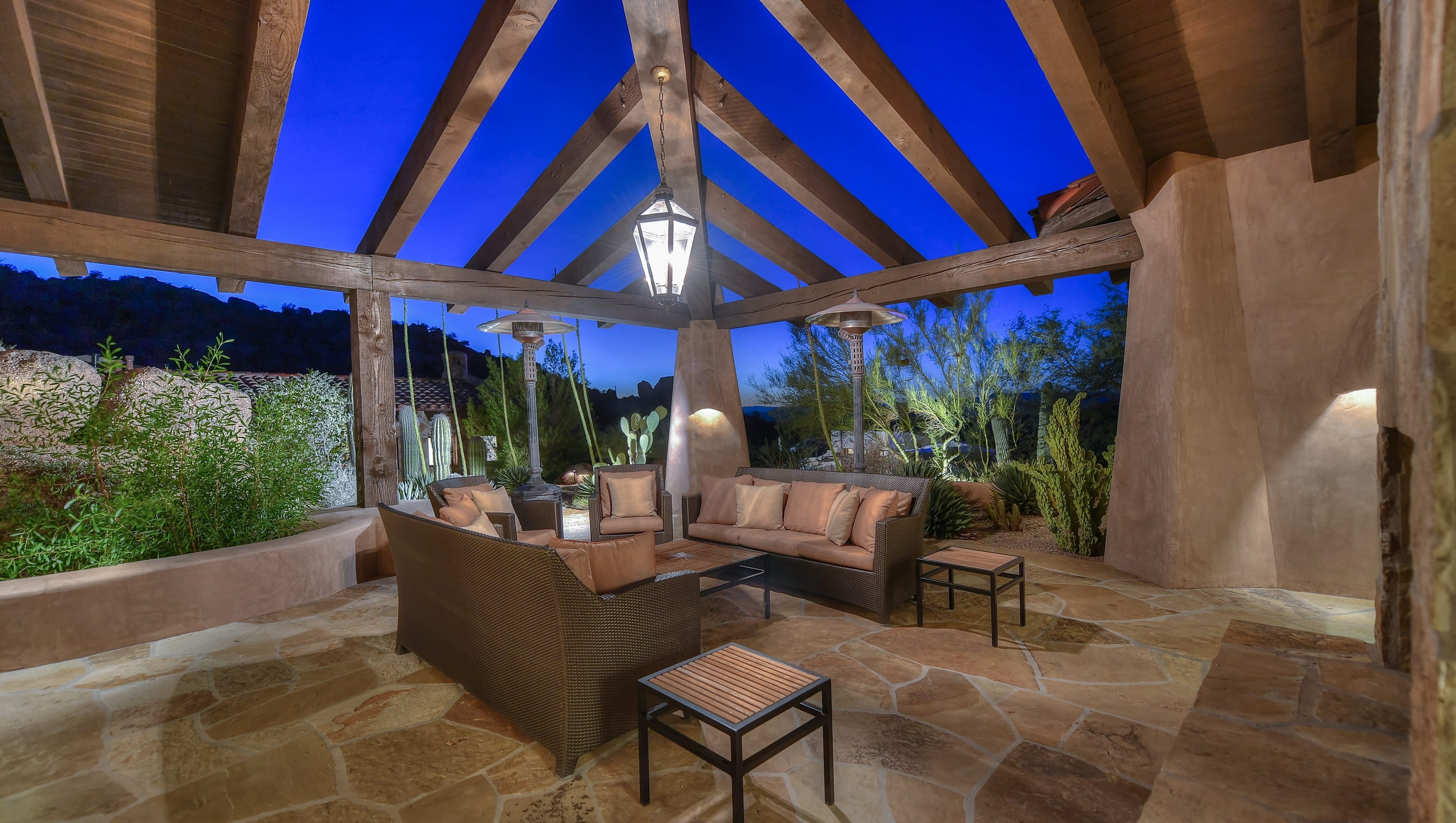COOL HOME