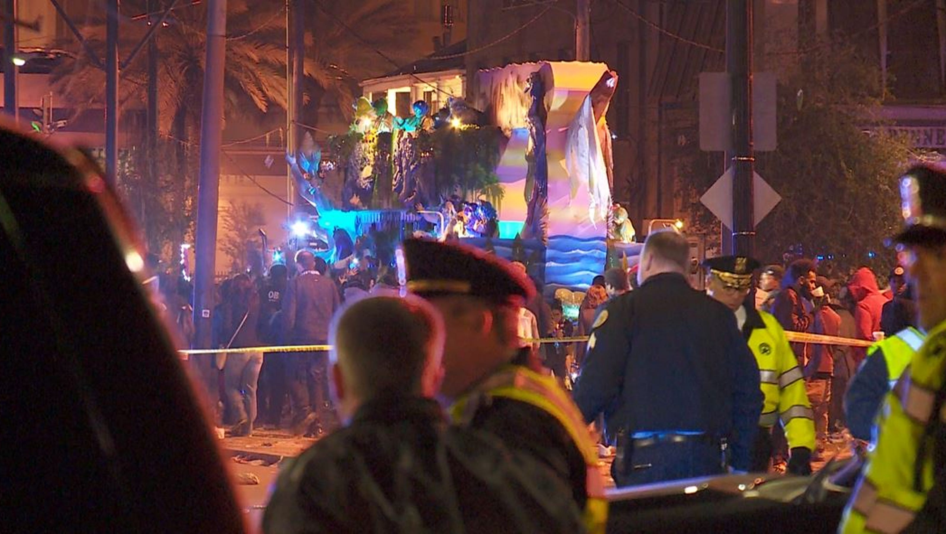 Police: Mardi Gras parade shooting kills 1 - USA TODAY