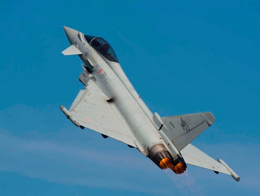 الكويت تريد شراء مقاتلات من طراز Eurofighter 635690351753770361-DFN-Italy-eurofighter