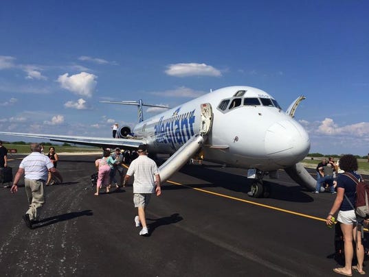 Plane makes emergency landing at St. Petersburg golf course