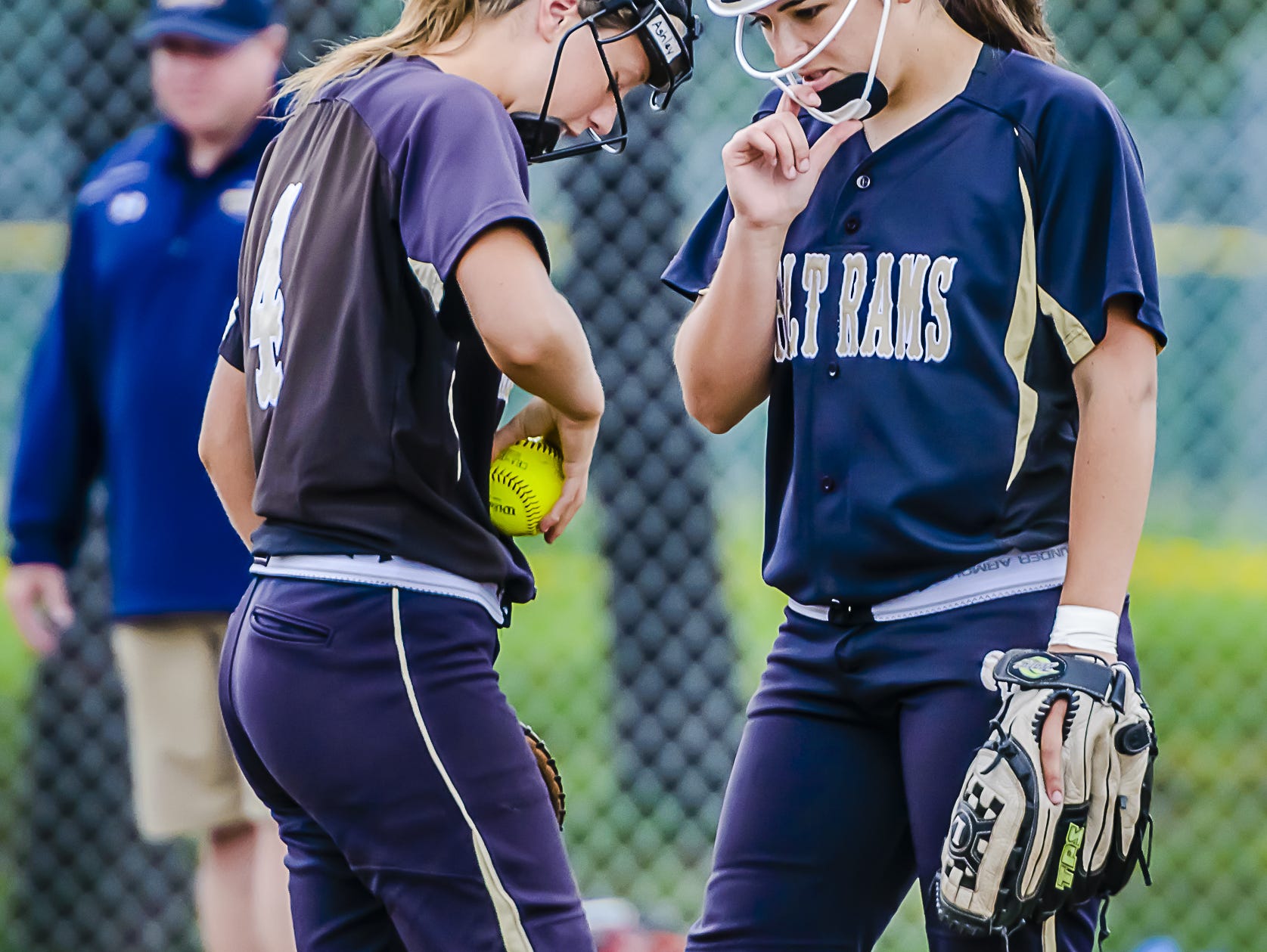 Defending champion Holt is among the top seeds for the eight-team Greater Lansing Sports Hall of Fame Softball Classic.