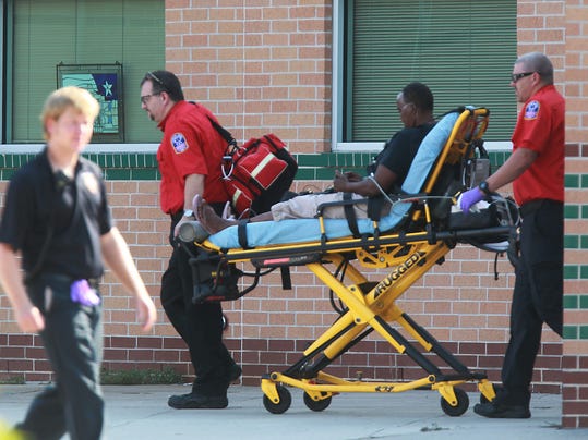 1378310868000-AP-High-School-Stabbing.jpg