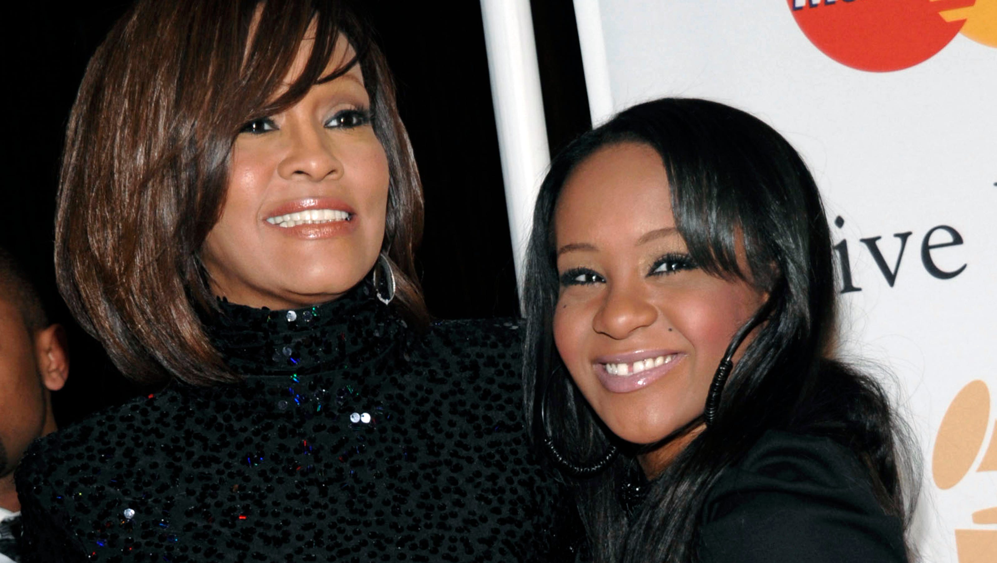 Bobbi Kristina Brown 'alive and breathing'