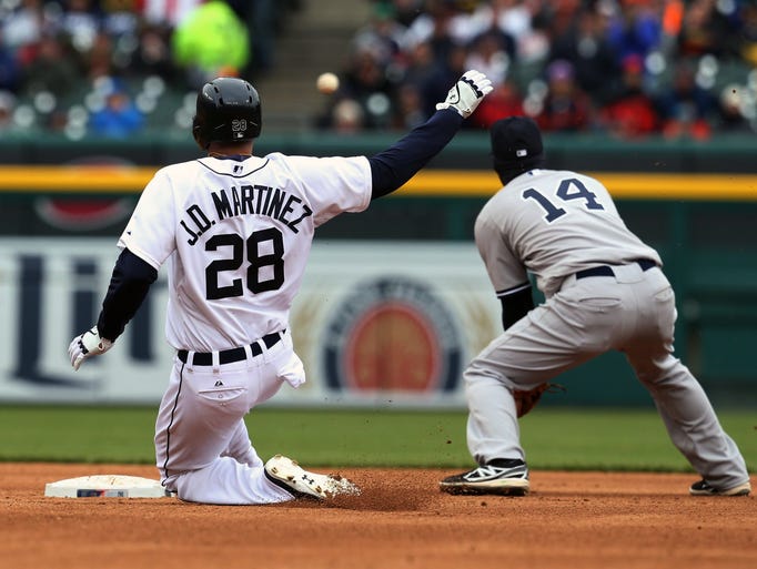 Detroit loses three straight as Yankees rally to win, 2-1 635654042982917481-tigers-042315-kd04
