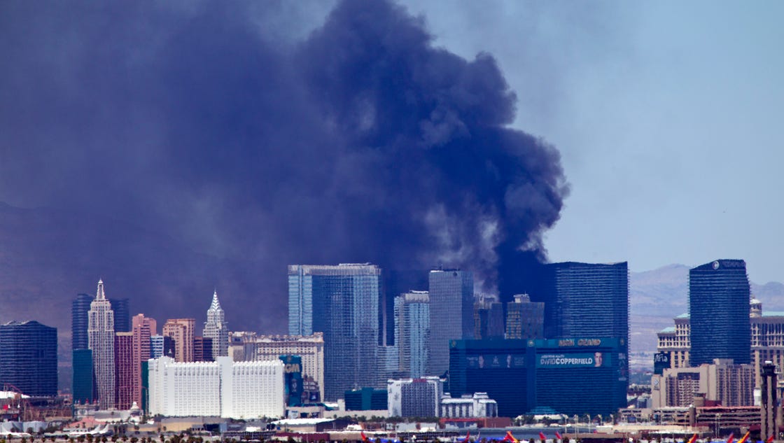 Fire breaks out at Las Vegas' Cosmopolitan Hotel