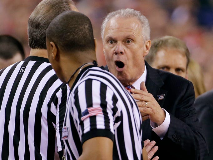 NCAA tournament coaches yelling at refs