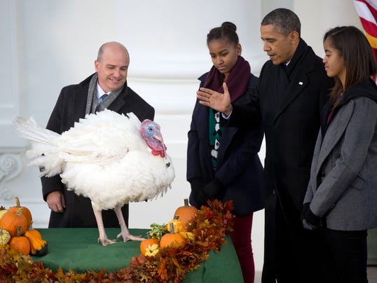 1385580271000-AP-Obama-Thanksgiving-Turkey-002.jpg