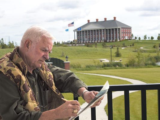 Watertown painter Terry Redlin has died