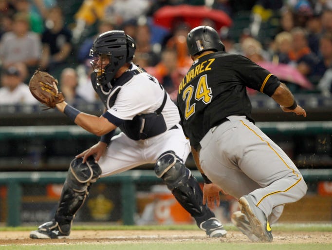 Tigers' long night ends in defeat vs. Pirates in 14 innings, 5-4 635712962652707320-tigers-063015-016