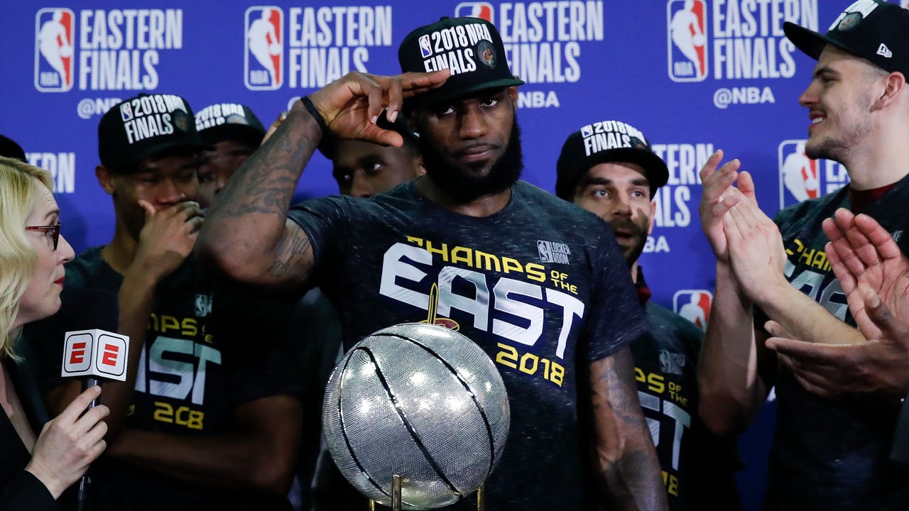 LeBron James beats Celtics, leads Cavs to 2018 NBA Finals.