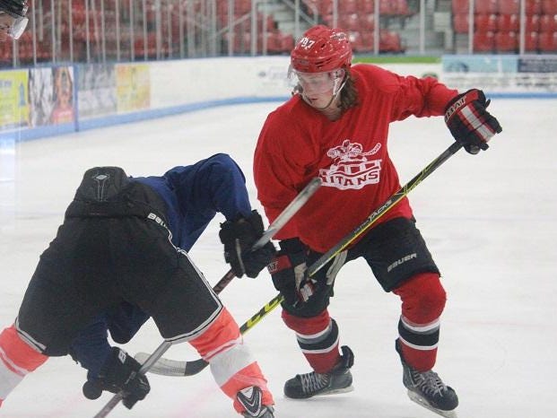 Howell native Brad Becker will skate with the NAHL Titans in 2015-16.