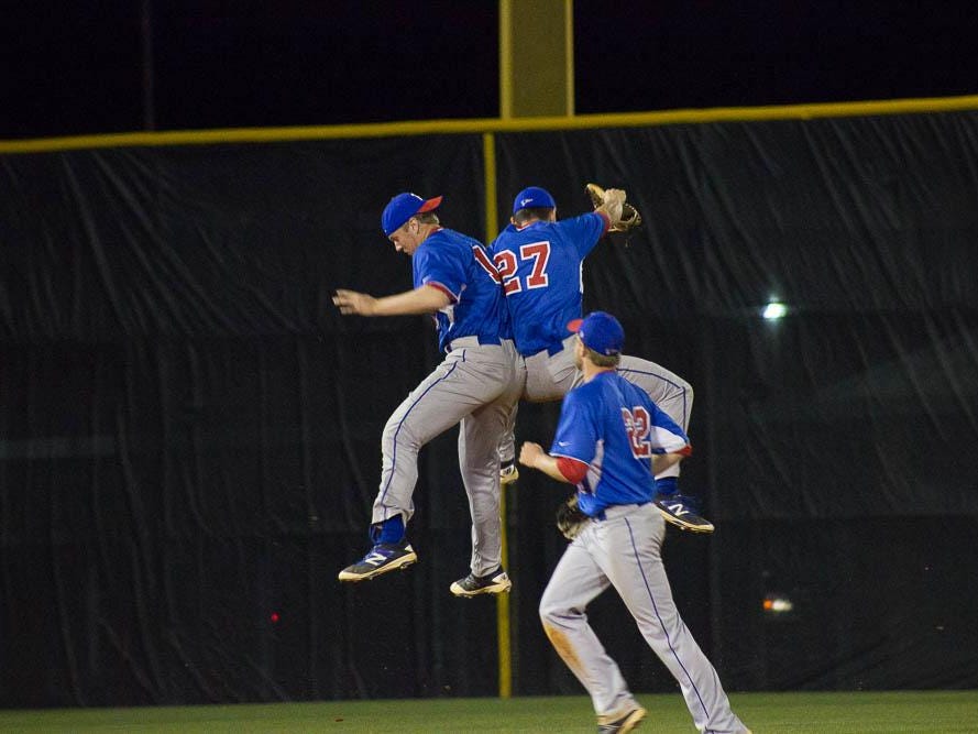 The Pace Patriots rallied in the final two innings to stun Tate with a 9-5 win and take the No.1 spot in District 1-7A