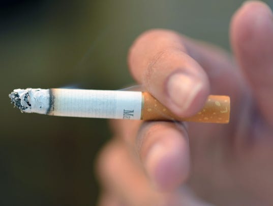 FRANCE-TOBACCO-HEALTH-FEATURE