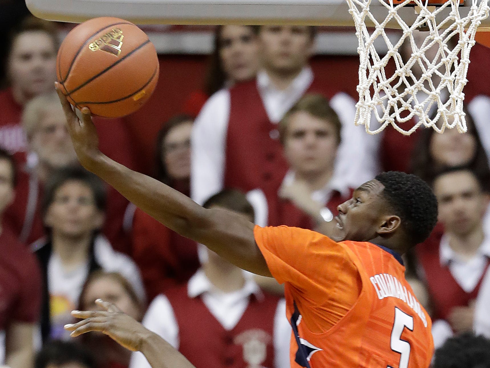 Illinois's Jalen Coleman-Lands puts up a shot during the second half of an NCAA college basketball game against Indiana, Saturday, Jan. 7, 2017, in Bloomington, Ind. Indiana defeated Illinois 96-80. (AP Photo/Darron Cummings)