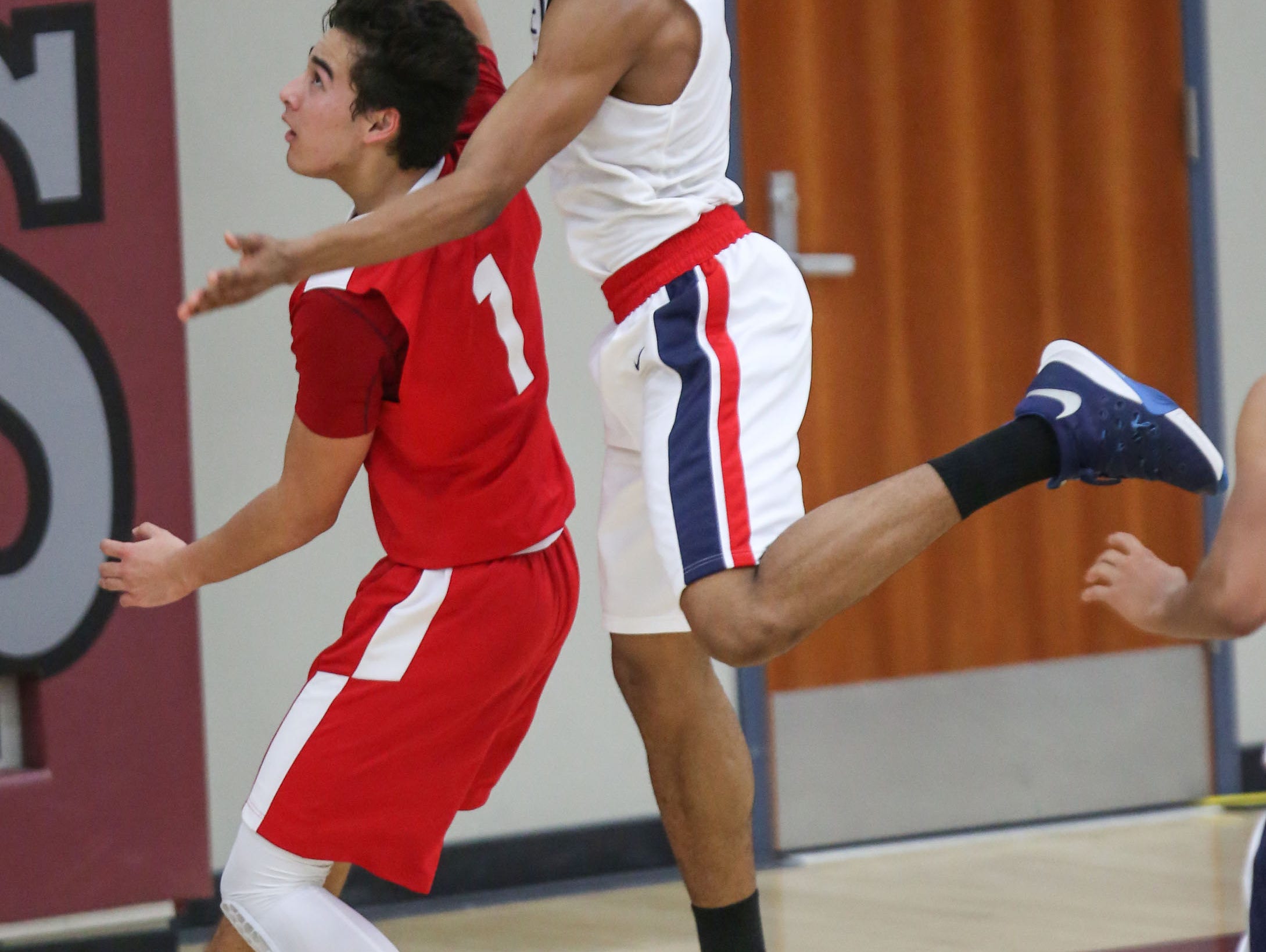 Dylan Ulber of Palm Desert prevents a layup on defense during their loss to Viewpoint at the MaxPreps Holiday Classic in Rancho MIrage, December 30, 2016.