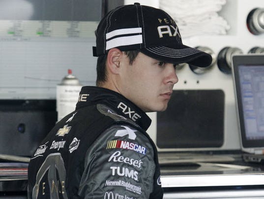 kyle larson 4-26-2014