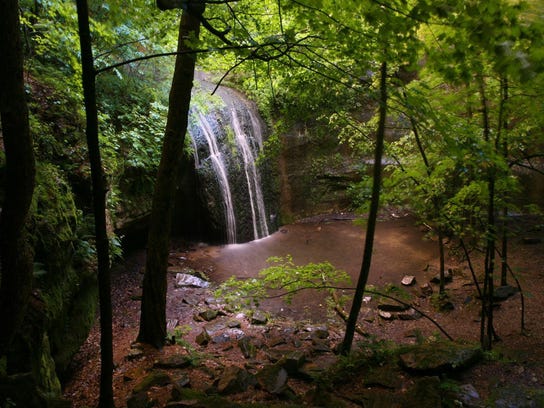 10 Trails Worth A Hike Or Two Before Winter Hits