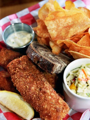 Looking for a Milwaukee fish fry near you? Here are 7 new ones