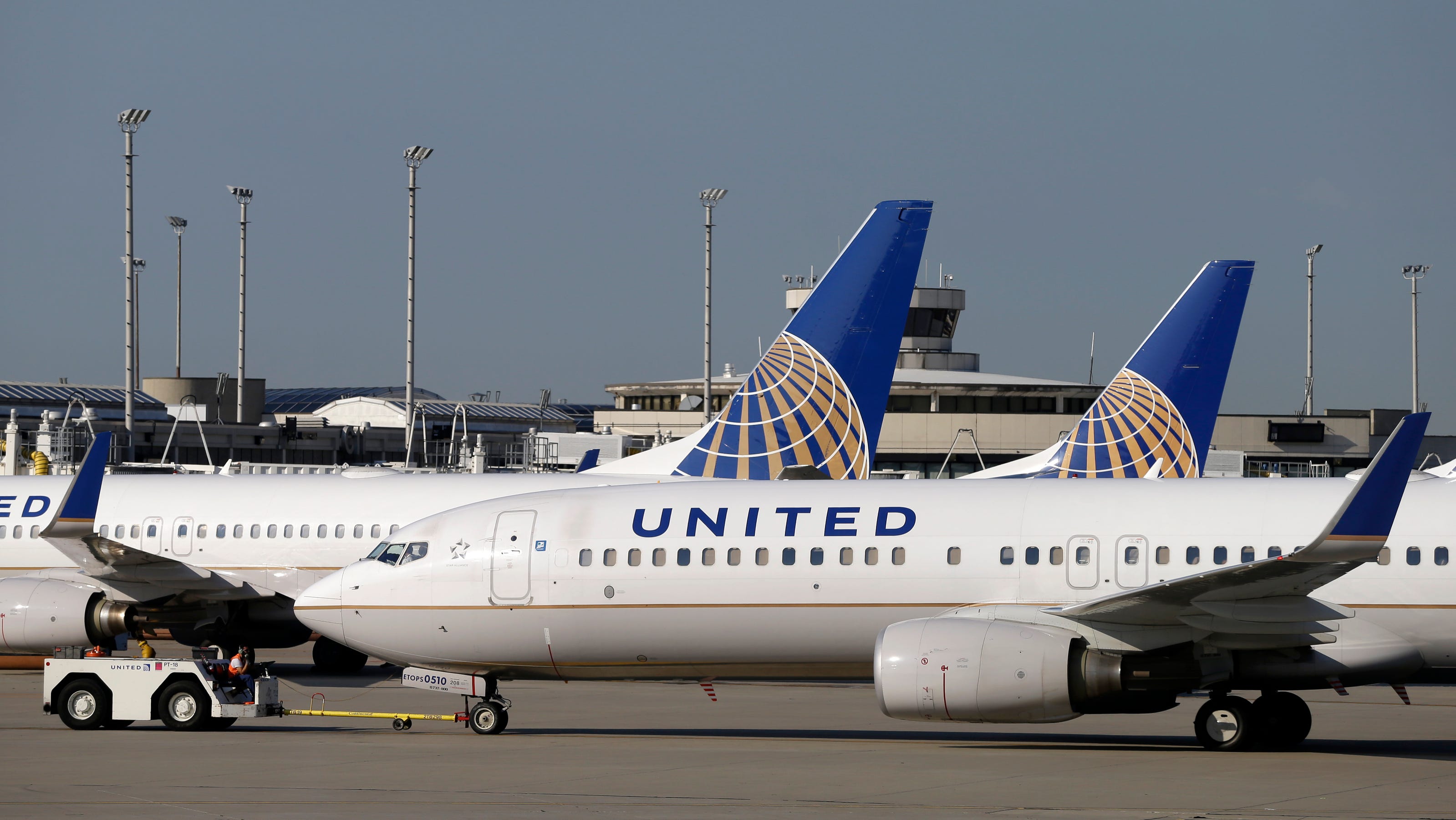 United Airlines axing its hub in Cleveland