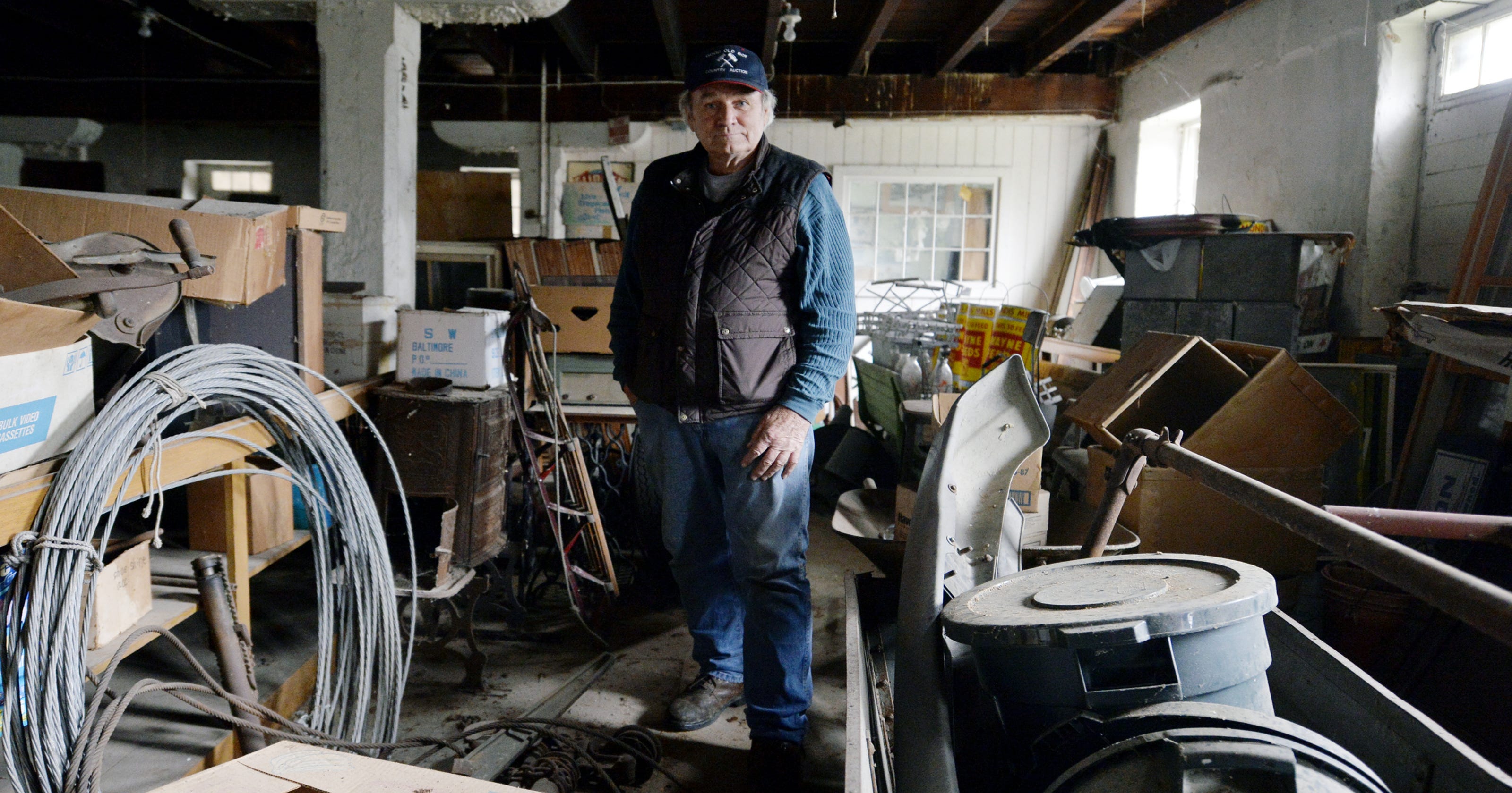 American Pickers York, Pa. collector sells antiques to Mike and Frank