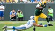 Packers running back James Starks (44) tries to elude