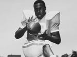 Antioch and Tennessee receiver Lester McClain will be inducted into the Tennessee Sports Hall of Fame in 2016.