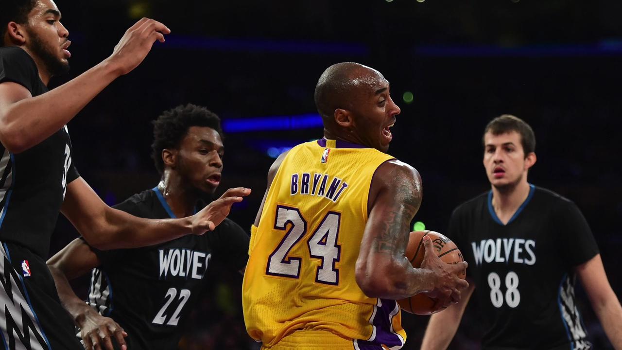 Lakers icon Kobe Bryant reaches another milestone