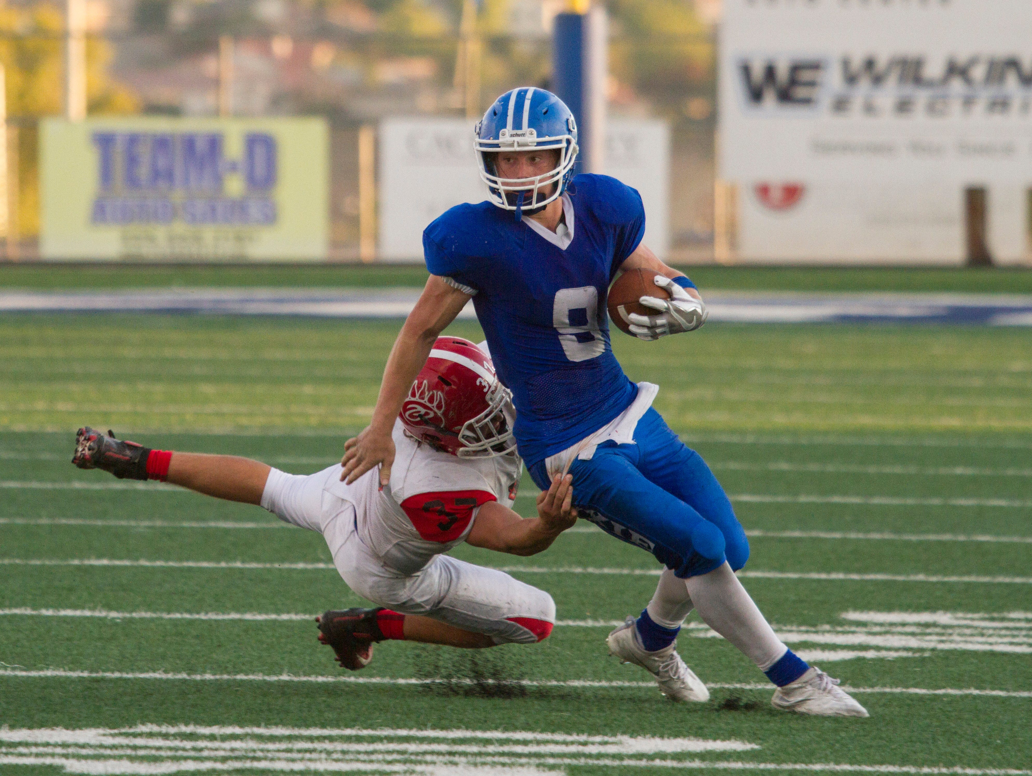 Dixie holds on to 26-25 lead for victory over Bear River Friday, Nov. 4, 2016.