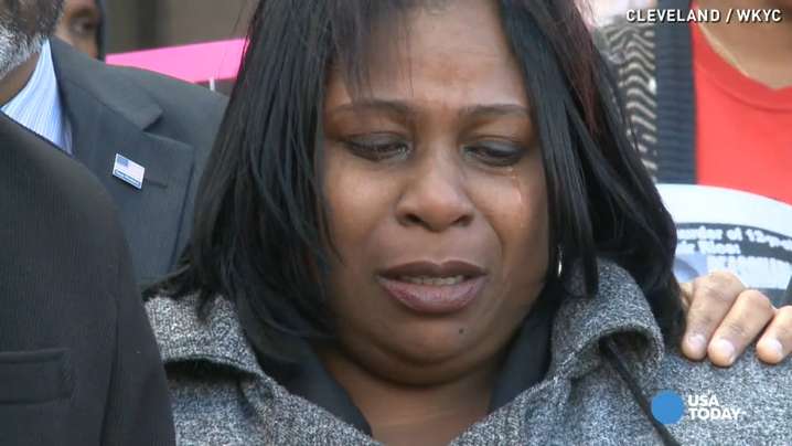 Mother of boy shot by Cleveland police wants special prosecutor