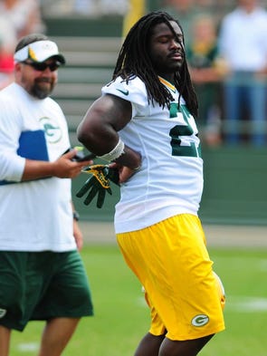 Green Bay Packers running back Eddie Lacy dances during a timeout at minicamp practice at Ray Nitschke Field, Tuesday, June 17, 2014. H. Marc Larson/Press-Gazette Media