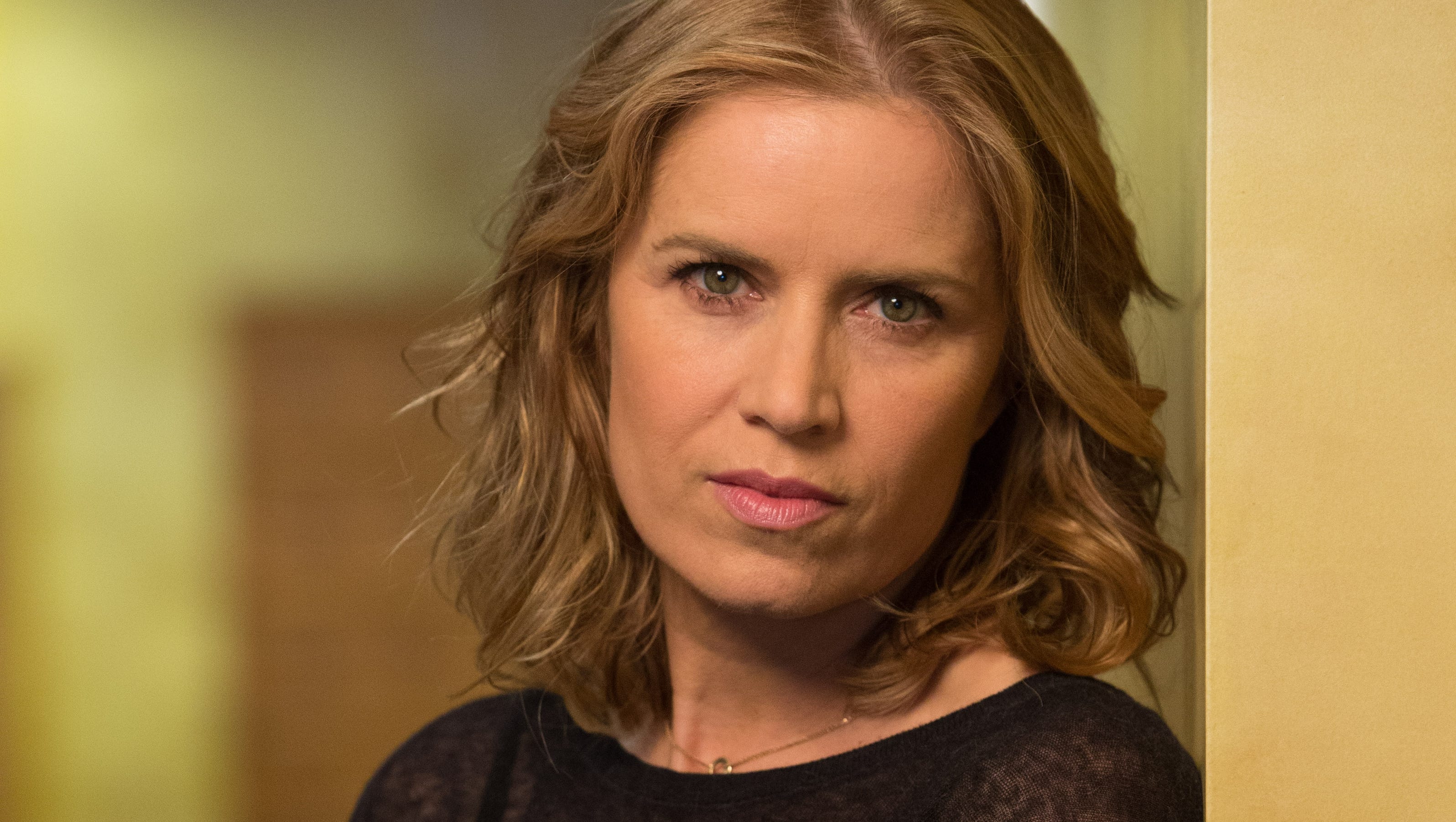 Kim Dickens is in the 'House'