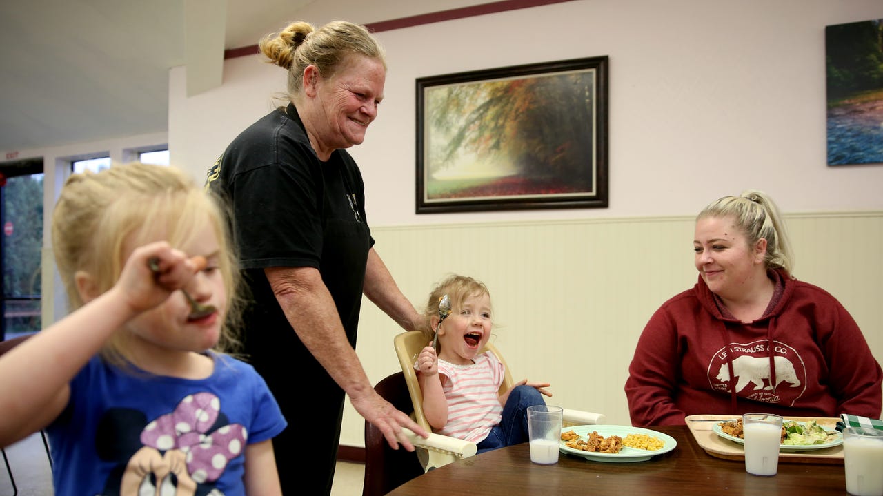 Homeless Salem Mom Finds Stability Future In Simonka Place In Keizer