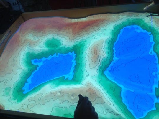 Microsoft’s Kinect aids in ‘augmented reality sand’ mapping tool for 