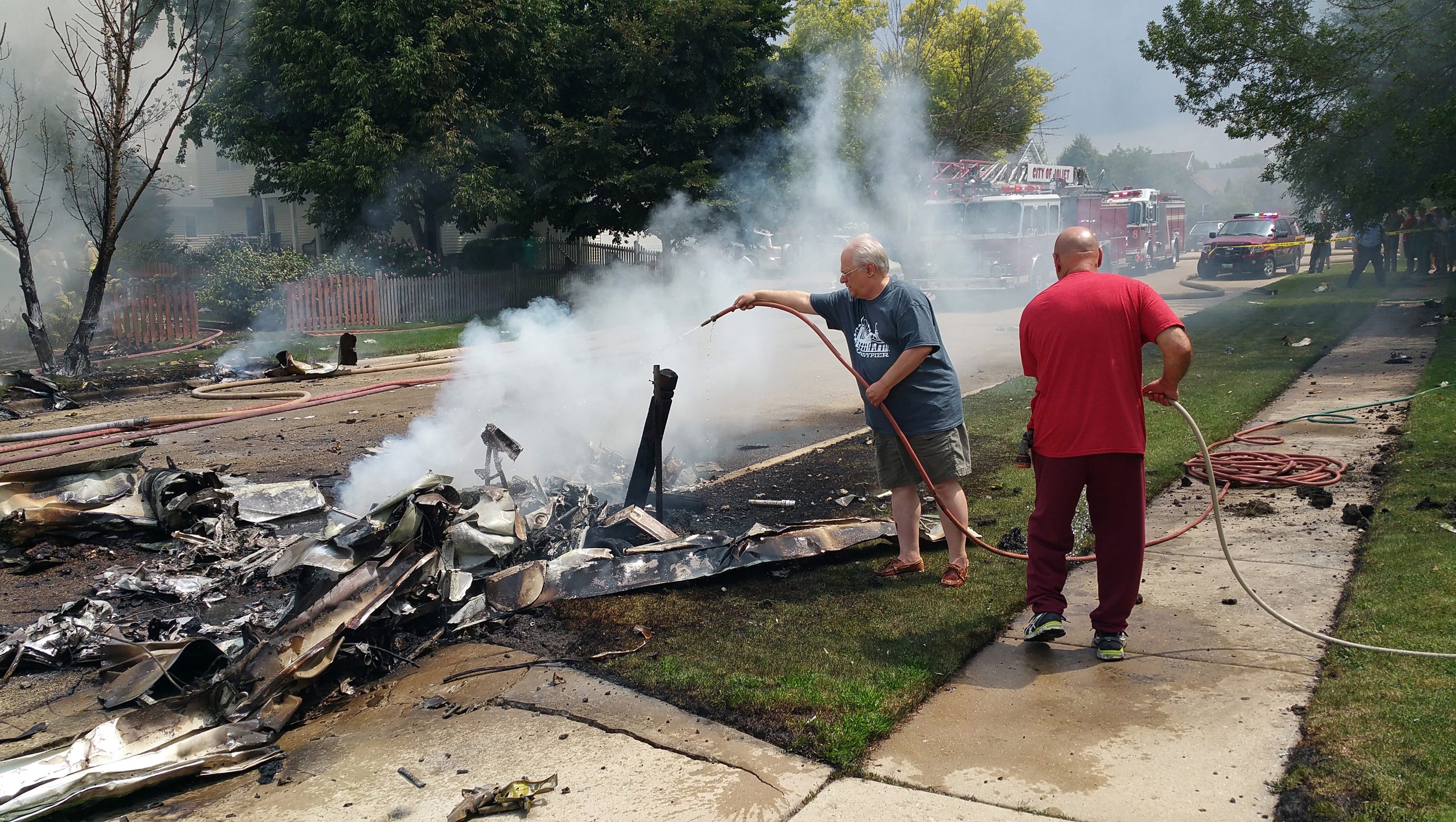 Plane crash in Chicago suburb sets home on fire