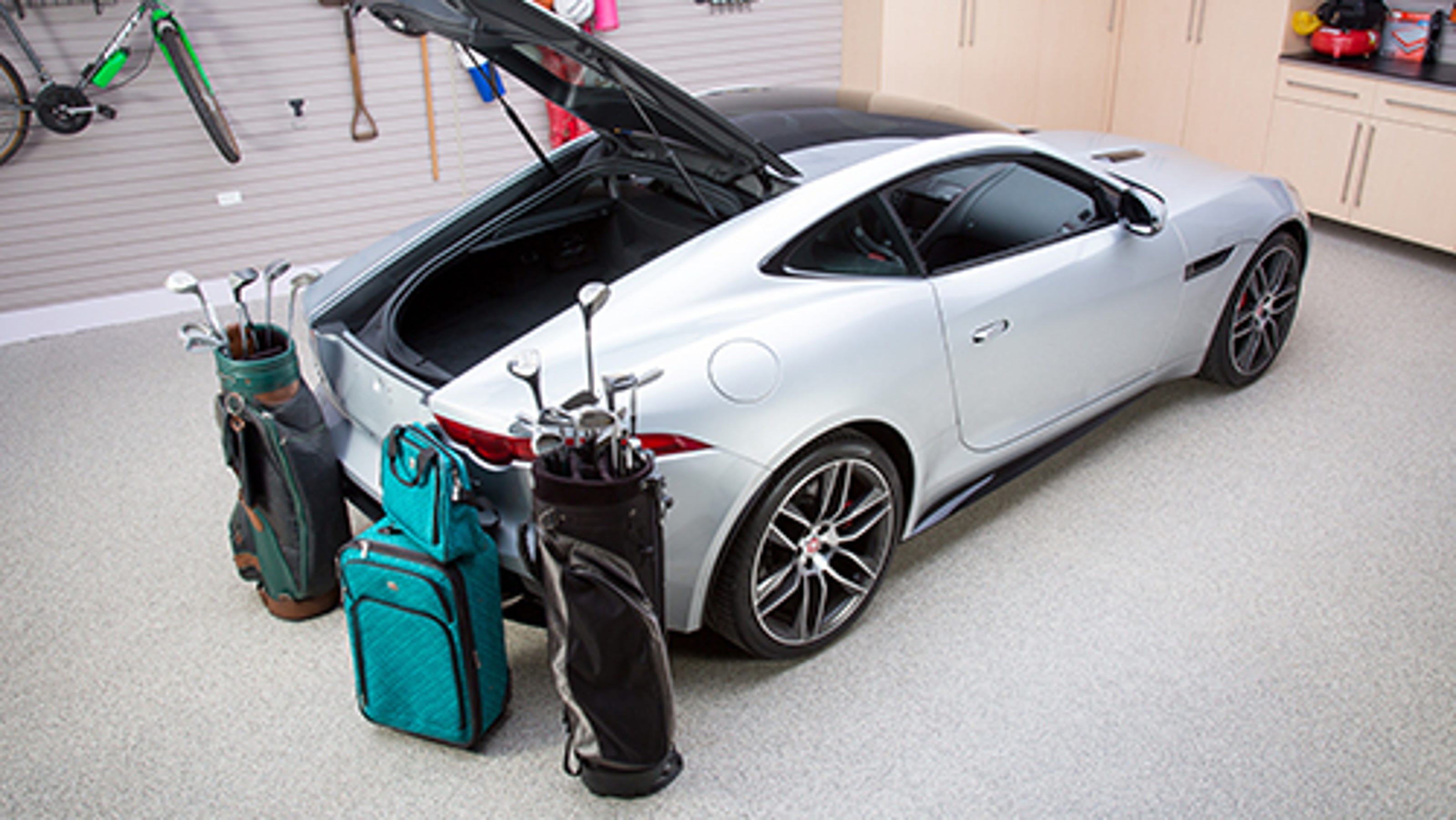 Can a Jaguar FType coupe really fit 2 golf bags?