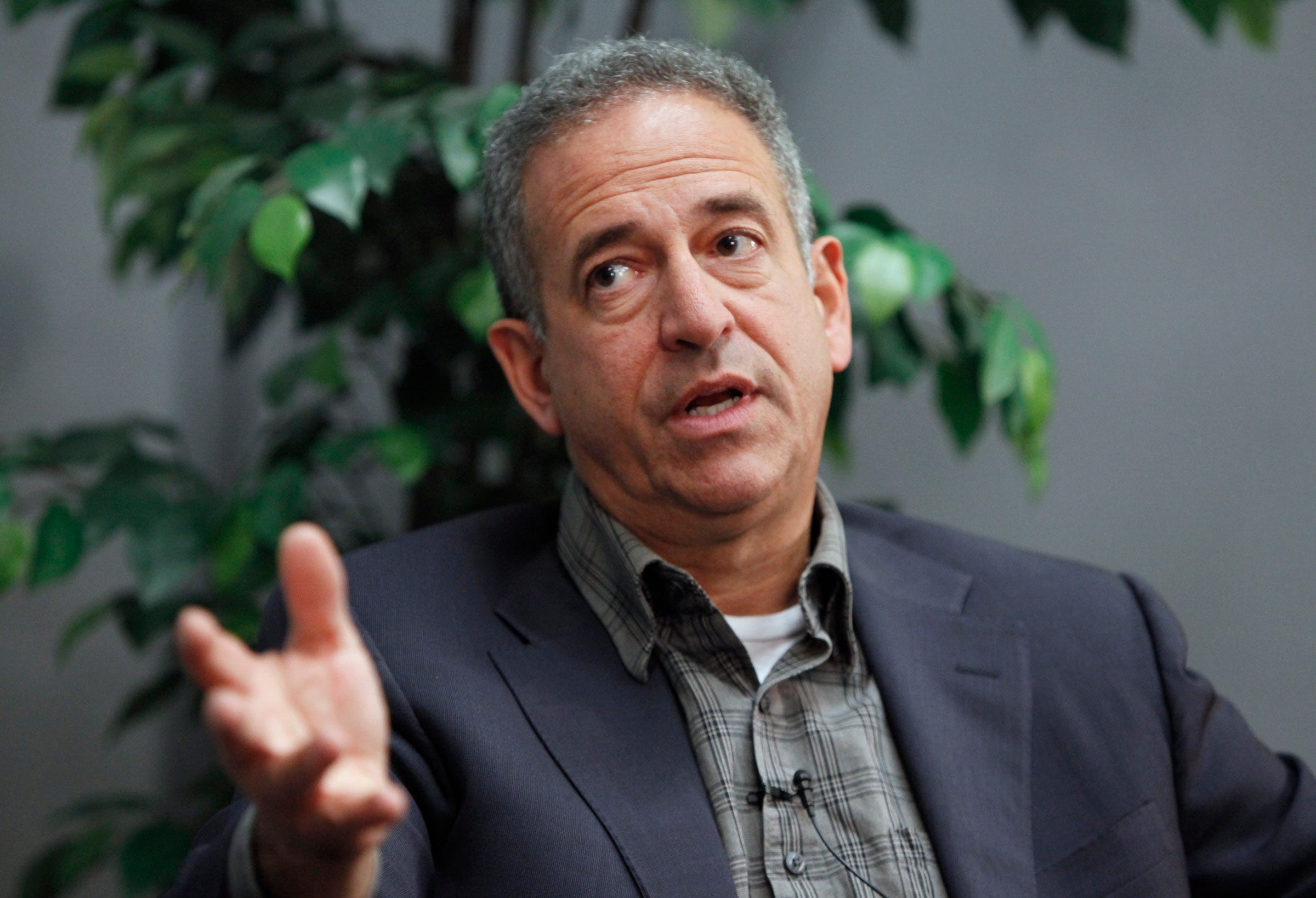 Feingold plans listening tour across Wisconsin