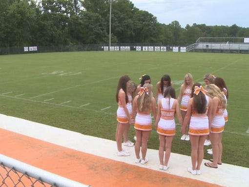 Cheerleaders Defy Prayer Ban